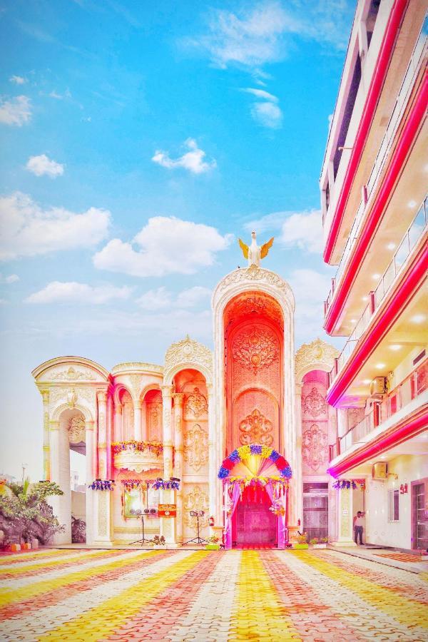 Rajmahal Resort 파트나 외부 사진